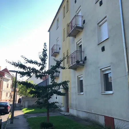 Apartment Anna-lak Pecs
